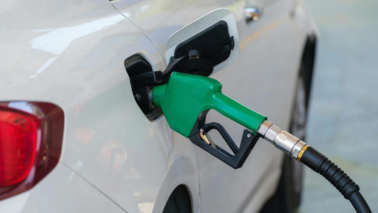 Petrol Diesel GST : पेट्रोल डीजल पर कितना जीएसटी होगा कम